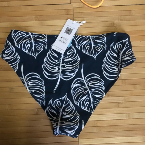 NWT Cupshe Yellow And Leaves Print Bikini - Picture 6 of 7